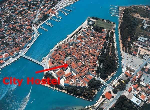 City Hostel Trogir Exteriör bild
