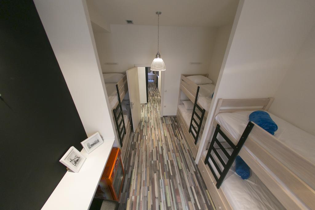 City Hostel Trogir Rum bild
